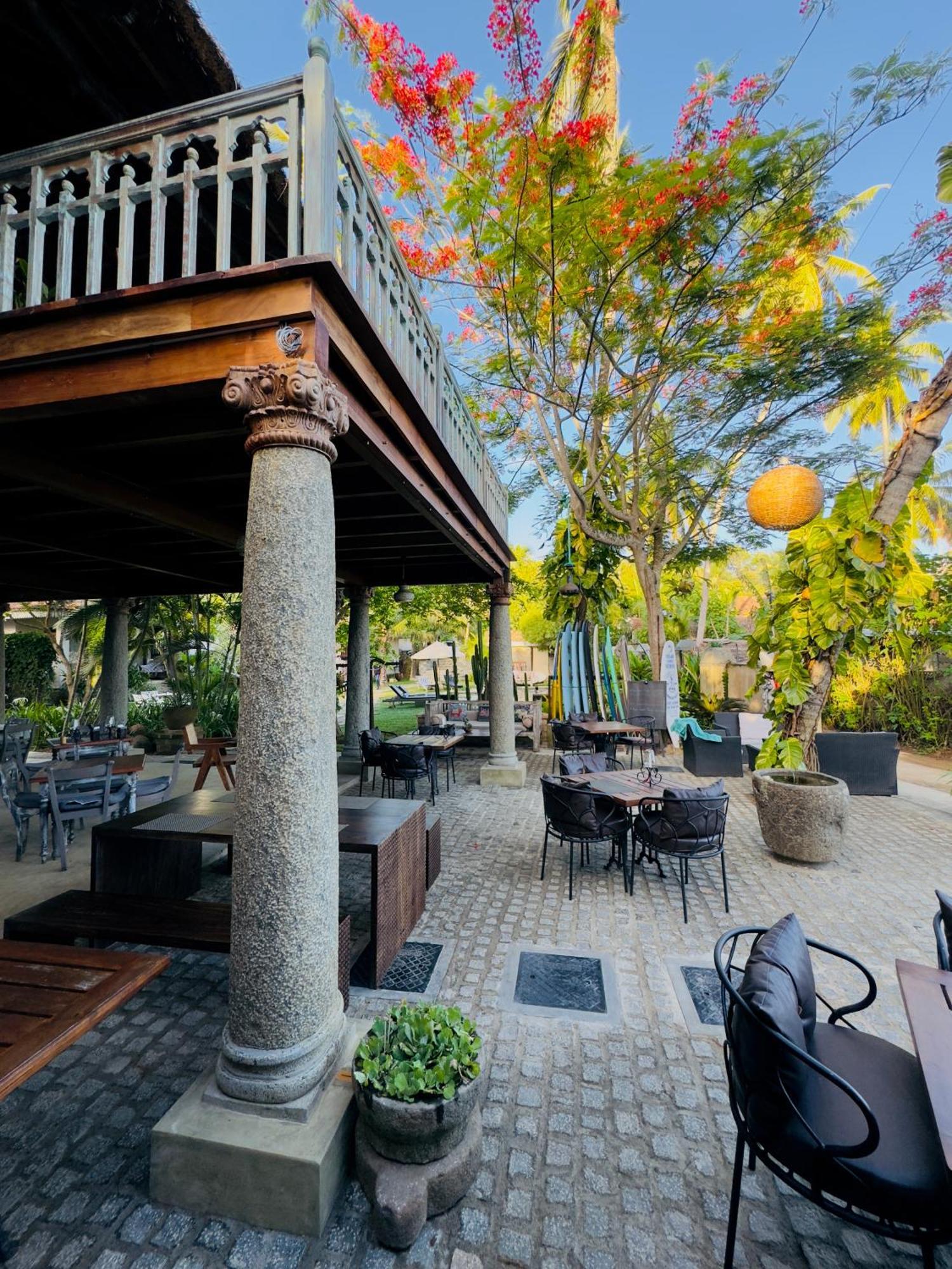 Hotel Aga Surf View Tangalle Exterior foto