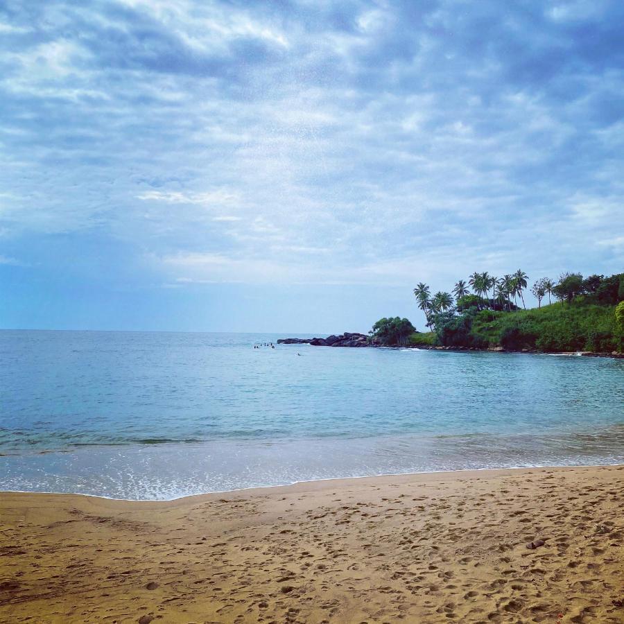 Hotel Aga Surf View Tangalle Exterior foto